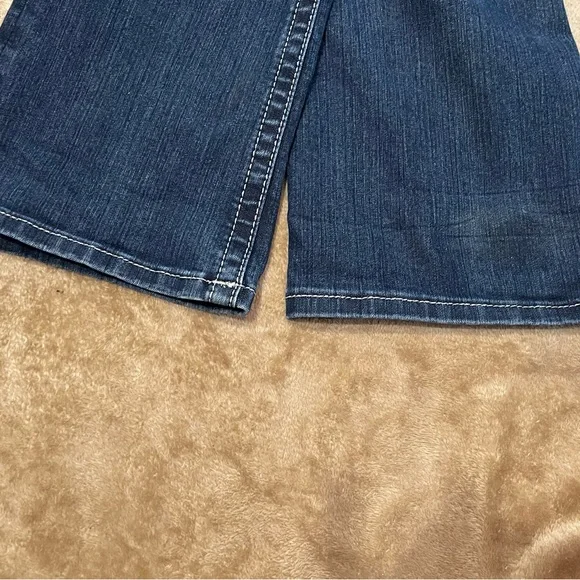 Miss Me Dark Blue Boot Cut Jeans with Embellished Pockets Size 28 - Picture 12 of 13